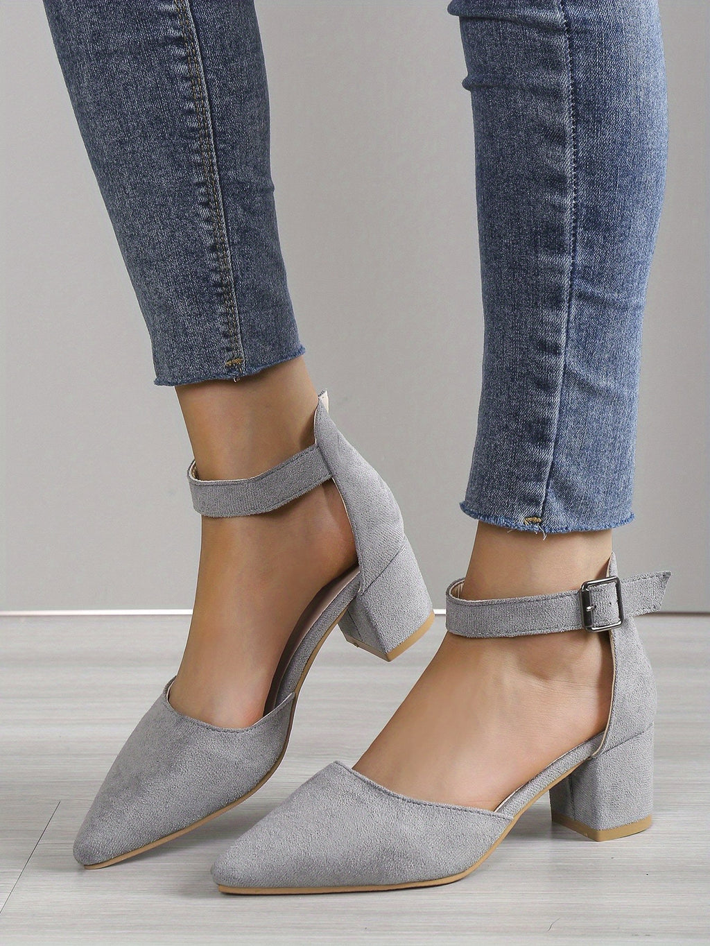 Zapatos de tacón grueso con correa al tobillo y puntera puntiaguda, de color liso y tacón medio, versátiles sandalias con correa ajustable al tobillo para caminar cómodamente y lucir un look elegante.