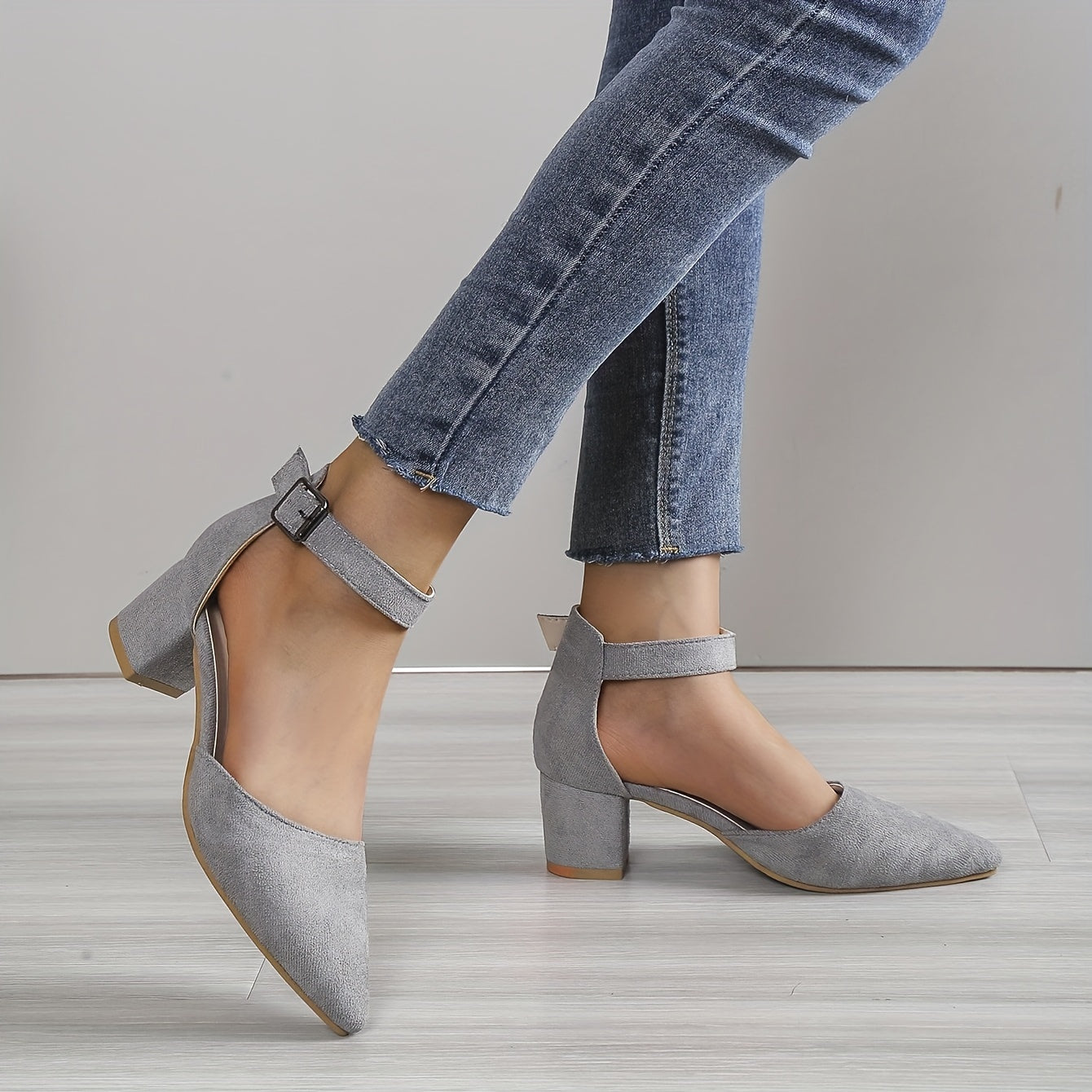 Zapatos de tacón grueso con correa al tobillo y puntera puntiaguda, de color liso y tacón medio, versátiles sandalias con correa ajustable al tobillo para caminar cómodamente y lucir un look elegante.