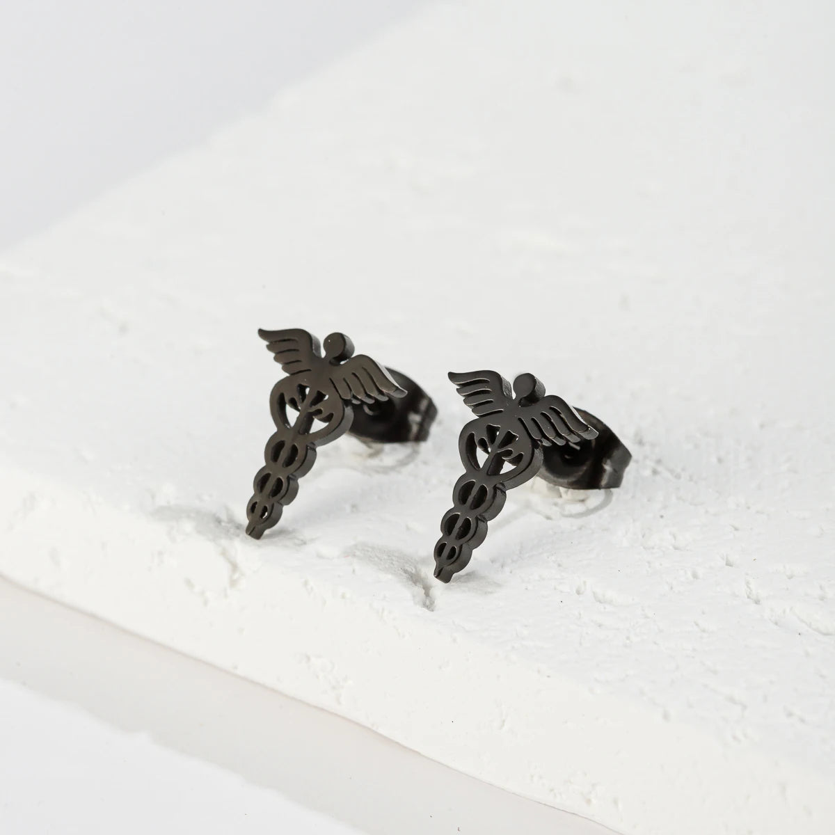 Pendientes Punk de acero inoxidable para mujer, Aretes de tuerca para dentista, accesorios para médico y enfermera, 1 par