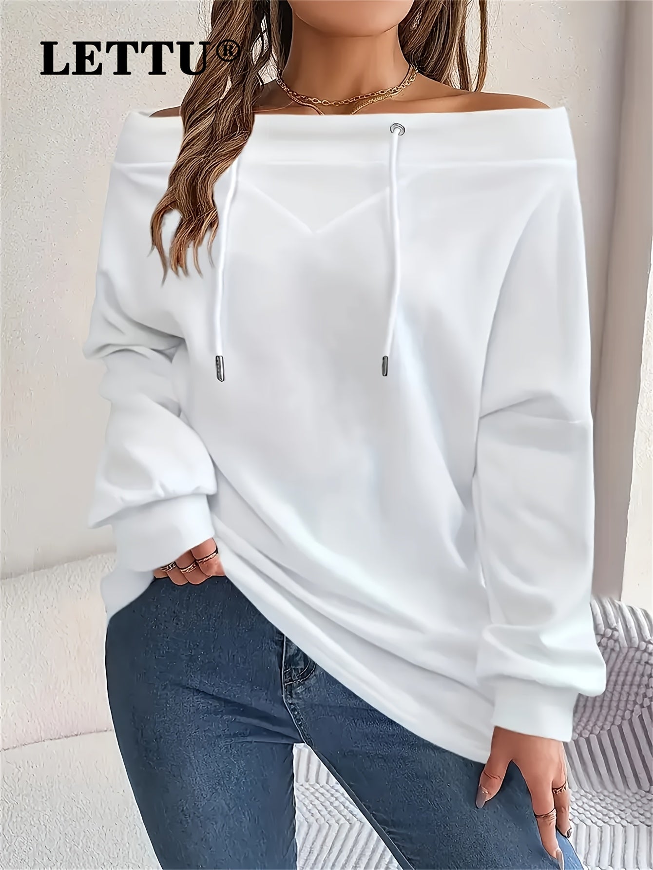 Sudadera blanca lisa con hombros descubiertos y cordón ajustable para mujer - 2025 Nuevas sudaderas de moda para mujer - Sudadera con capucha, cordón ajustable, manga larga, cuello barco, oversize y estilo deportivo informal